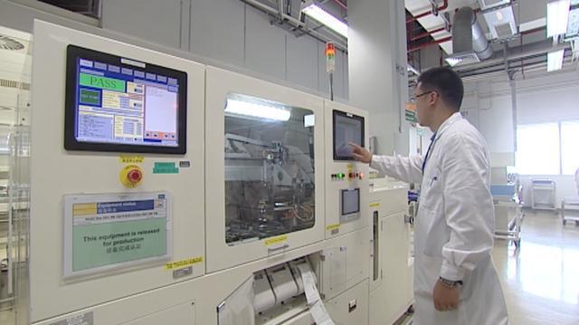 外企守“滬”記② 奧特斯2000余名員工駐廠堅守，保障全球智能手機供應鏈